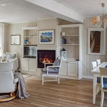 펜션 3 Bedroom Nice In *