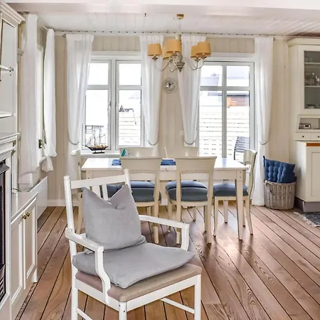 펜션 3 Bedroom Nice In *