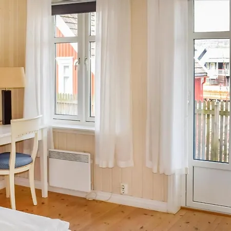3 Bedroom Nice In 펜션 *